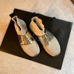 BALMAIN high-top logo sneakers